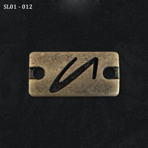 Ürün No #12 - Logo Düğmeler